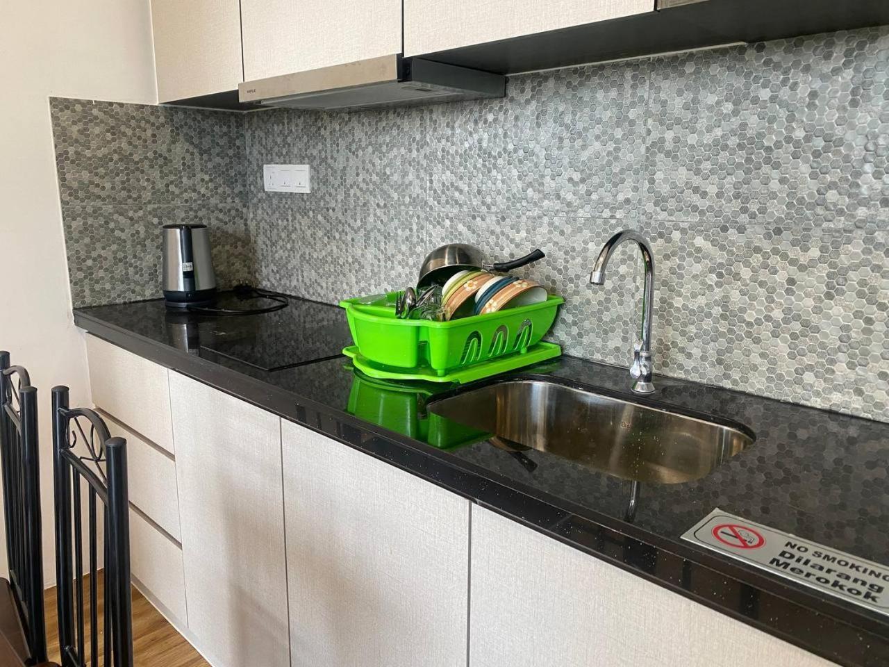 Ca Homestay Kuching Exterior foto